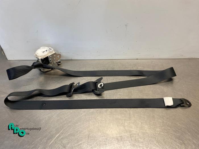 Ceinture de sécurité avant droite d'un Toyota Aygo (Aygo 0, Autos : Pièces & Accessoires, Habitacle & Garnissage, Toyota, Utilisé