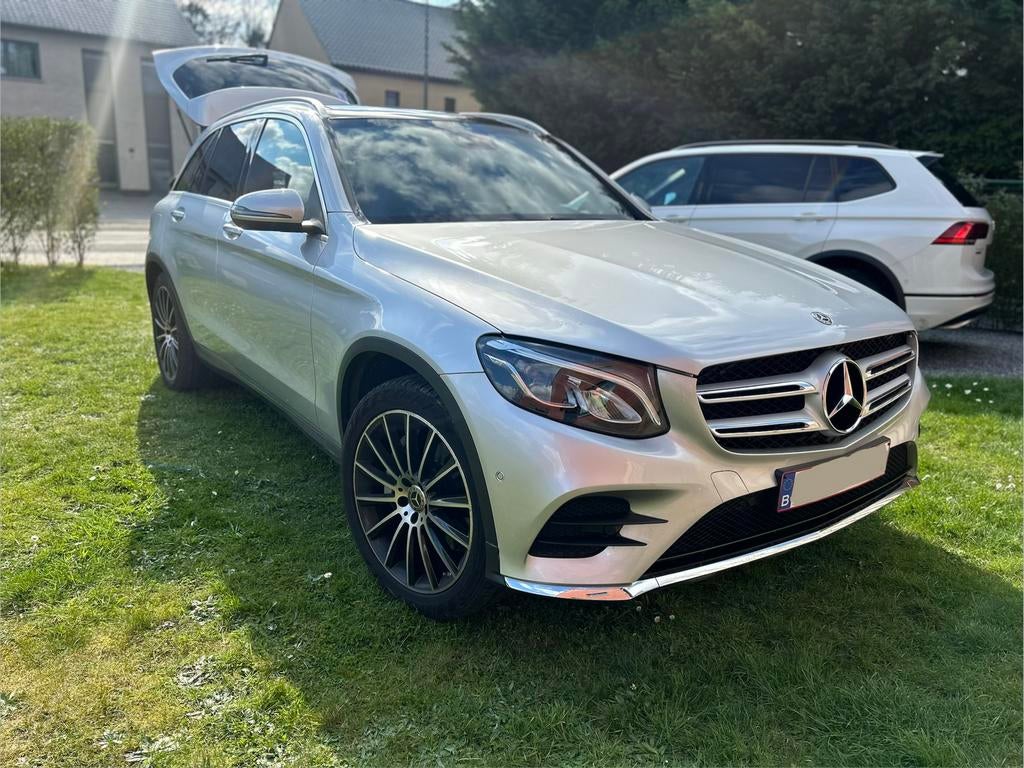 Mercedes-Benz GLC250d AMG *Entretien complet*, Autos, Argent ou Gris, Achat, Entreprise, Entretenue par le concessionnaire