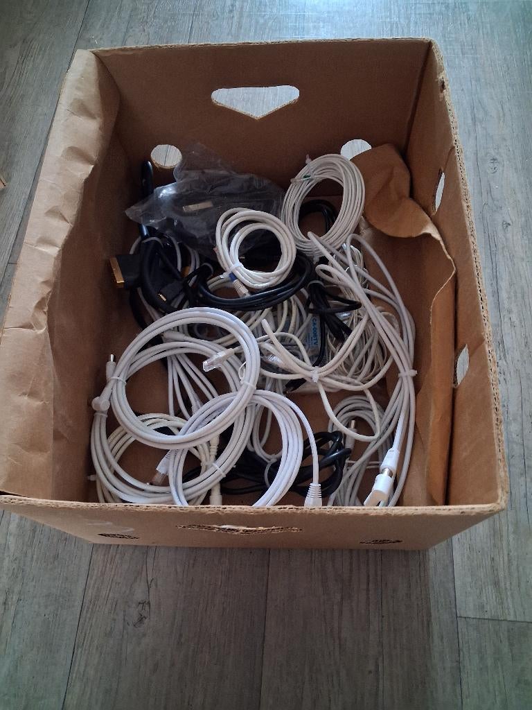 Kabels, Ophalen, Zo goed als nieuw