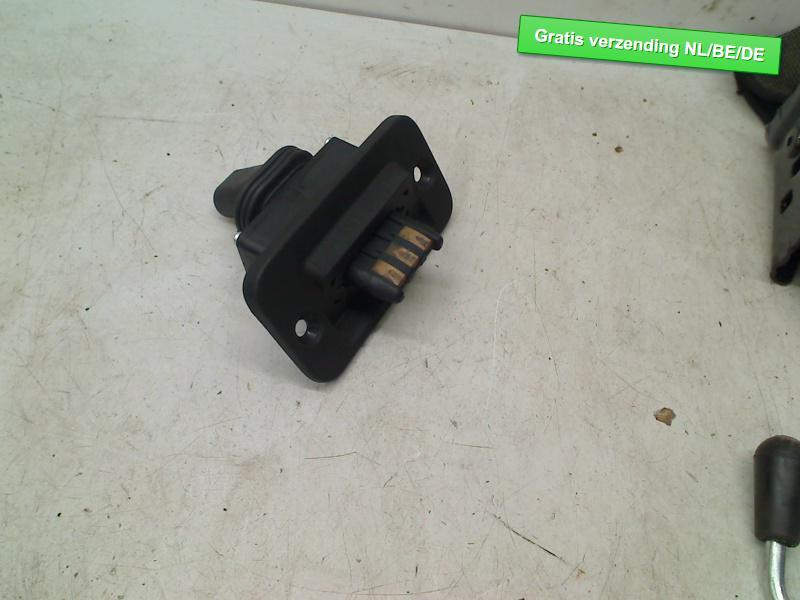 SCHAKELAAR schuifdeur Caddy Combi III (2KB,2KJ) (2K0907438), Auto-onderdelen, Dashboard en Schakelaars, Volkswagen, Gebruikt