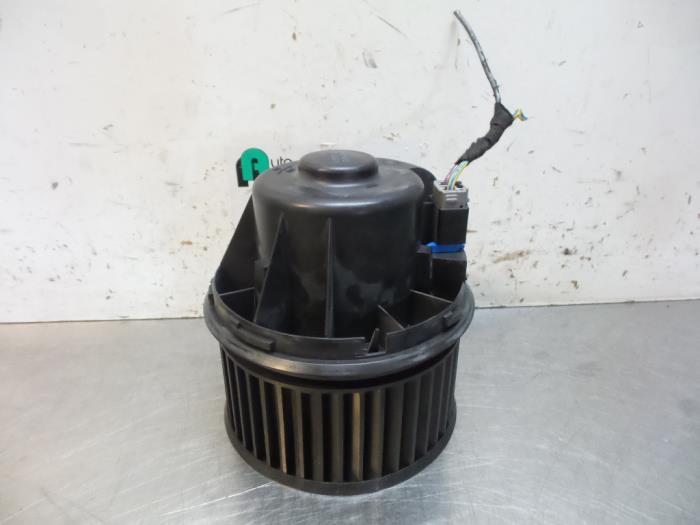 Moteur de ventilation chauffage d'un Ford Mondeo (Mondeo 07-, Autos : Pièces & Accessoires, -, 3 mois de garantie, -, -