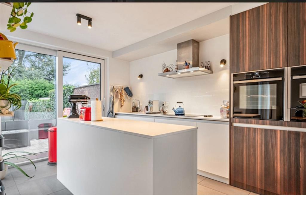 Volledige keuken inclusief NEF toestellen (geen vaatwasser), Huis en Inrichting, Keuken | Complete keukens, Ophalen, Wit, Dubbelwandige keuken