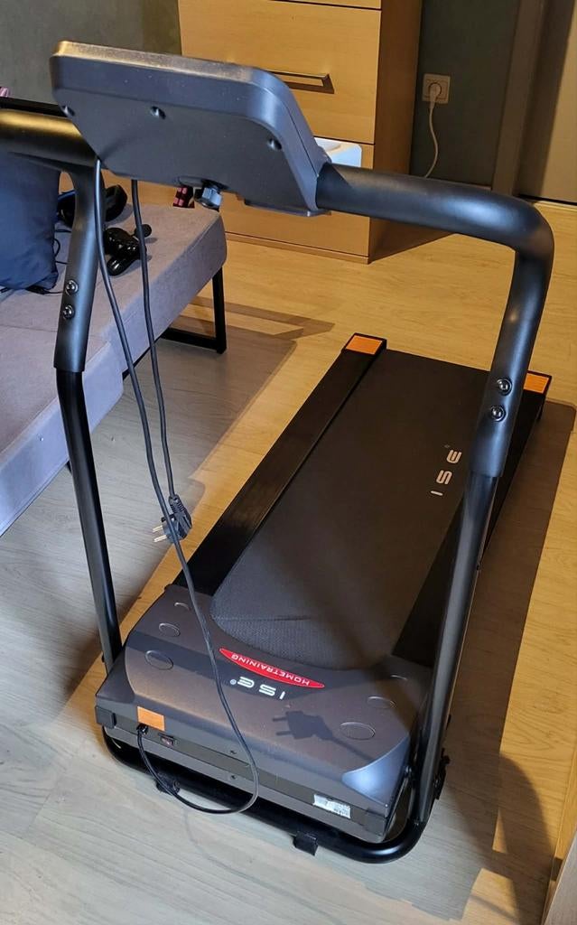 Lopen of op de loopband, Sport en Fitness, Ophalen, Zo goed als nieuw