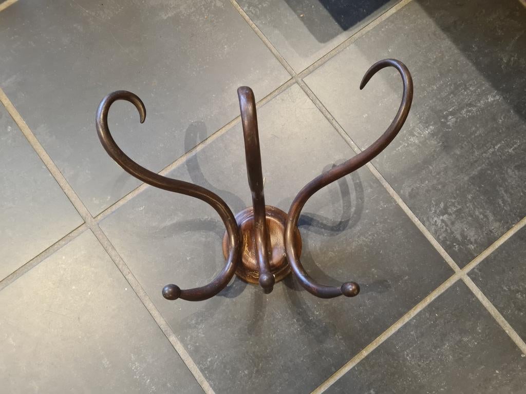 Porte-manteau en bois Thonet, Antiquités & Art, Antiquités | Autres Antiquités, Enlèvement ou Envoi