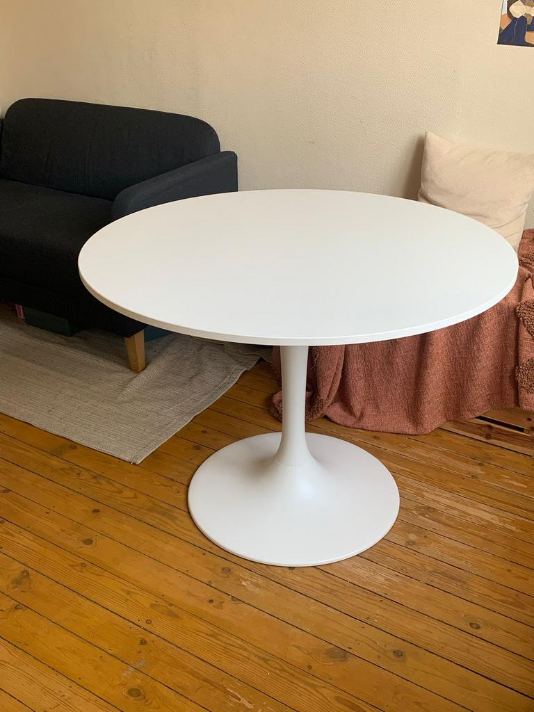Ronde witte tafel Ikea, Huis en Inrichting, Tafels | Eettafels, Ophalen, Kunststof, Gebruikt, Rond