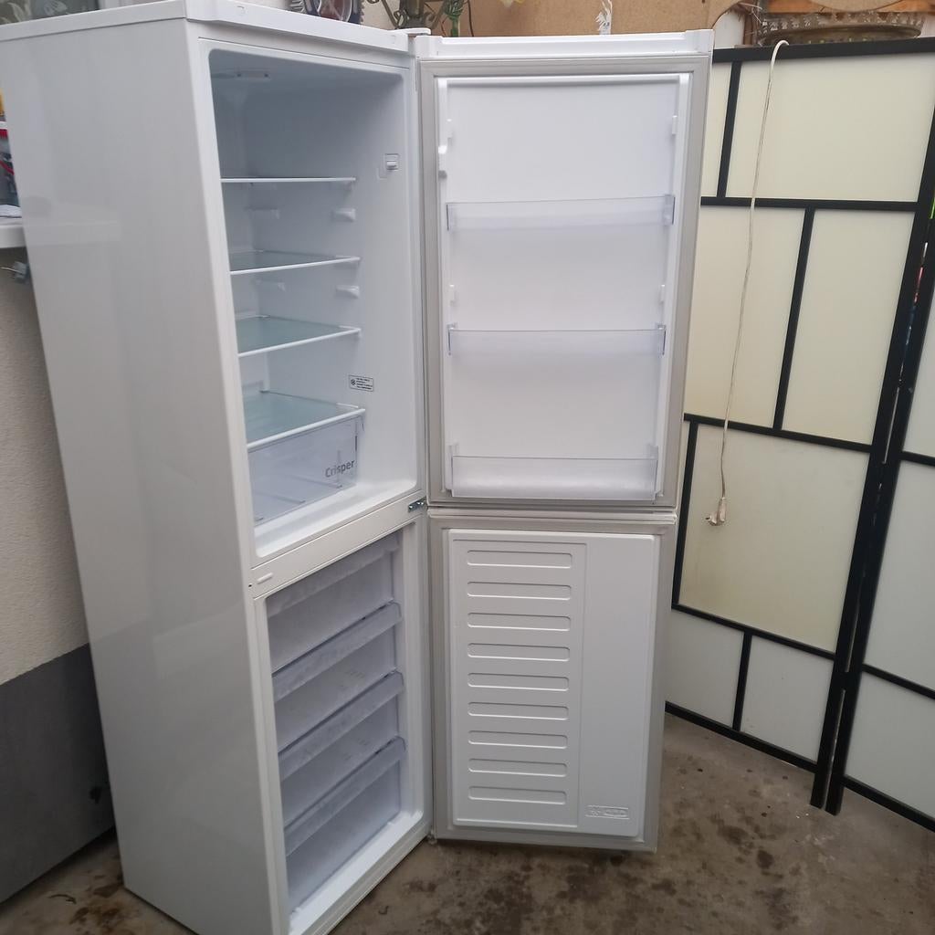 Frigo en très bon état marque Beko prix 200euro, Electroménager, Enlèvement