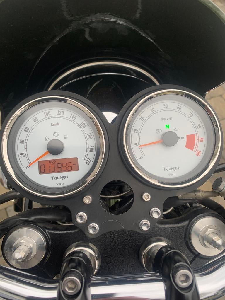 Thruxton 900 efi topper, Motoren, Motoren | Triumph, 2 cilinders, Motorrijbewijs A, 900 cc, Particulier