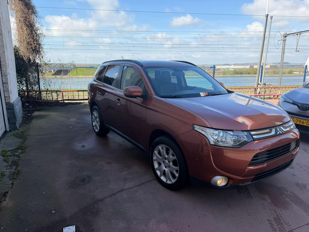 Mitsubishi Outlander 2.2 diesel, Autos, Mitsubishi, Achat, Outlander, 110 kW, 5 portes