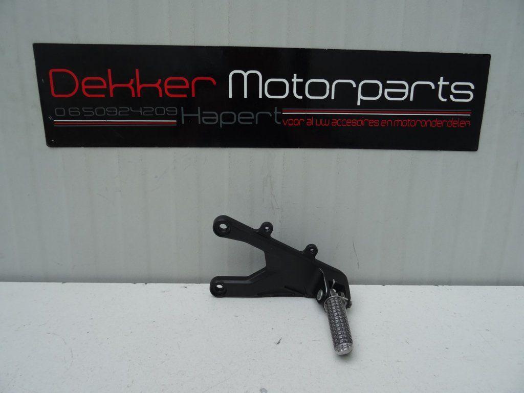 Linker Voetsteun / Schetsplaat Yamaha YZF R1 2015-2016-2019, -, Utilisé, -, -