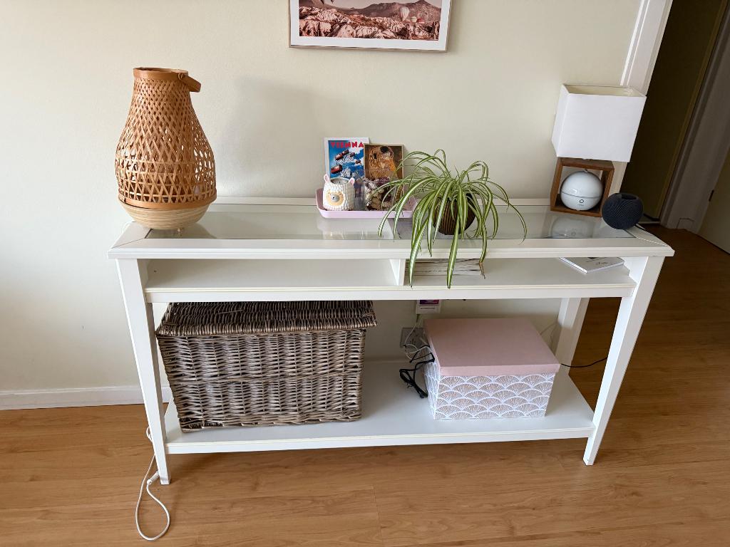 Table console "Liatorp" Ikea, Enlèvement, Comme neuf