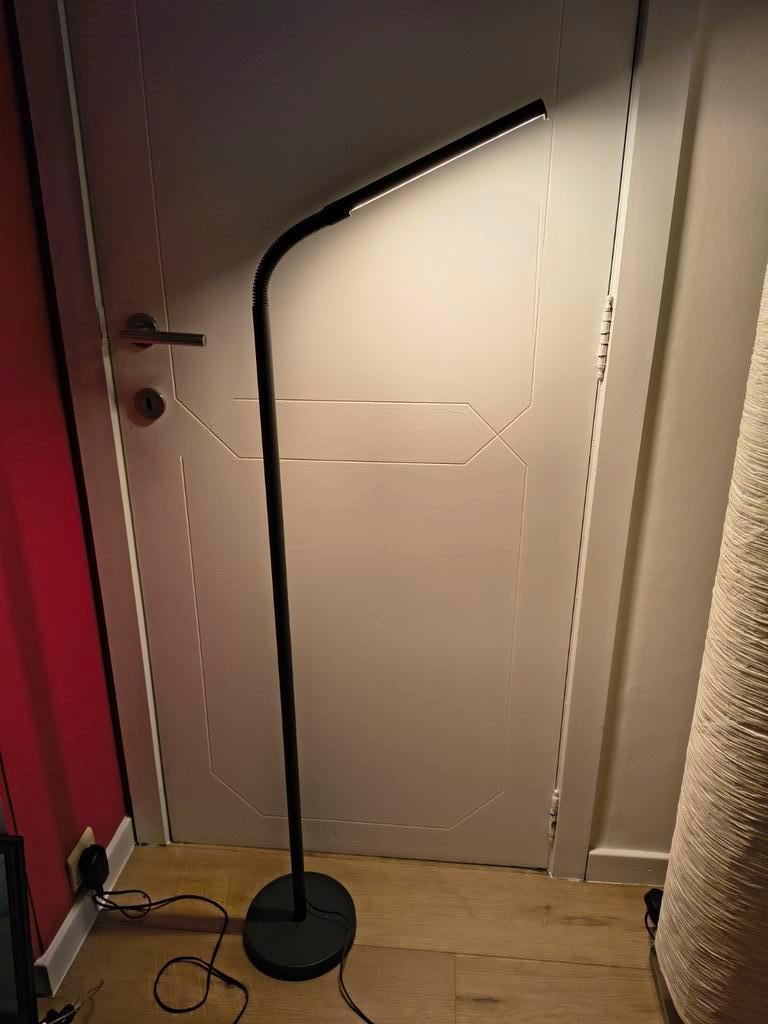 Staande lamp led, Huis en Inrichting, Ophalen, Zo goed als nieuw