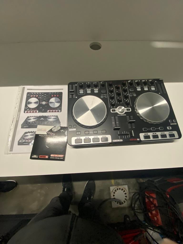 Reloop virtual dj, Muziek en Instrumenten, Dj-sets en Draaitafels, Ophalen, Zo goed als nieuw, Reloop