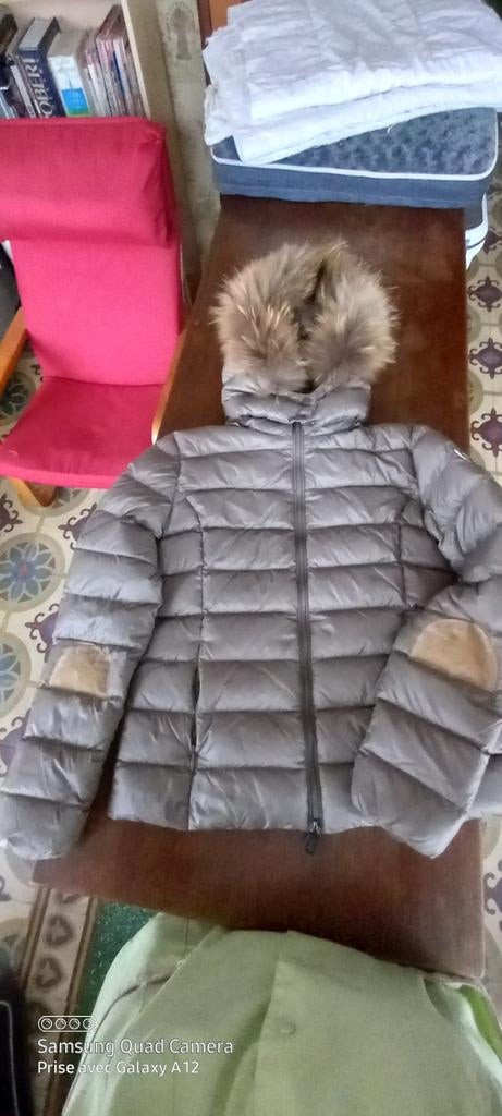 Manteau doudoune, Jott, Enlèvement