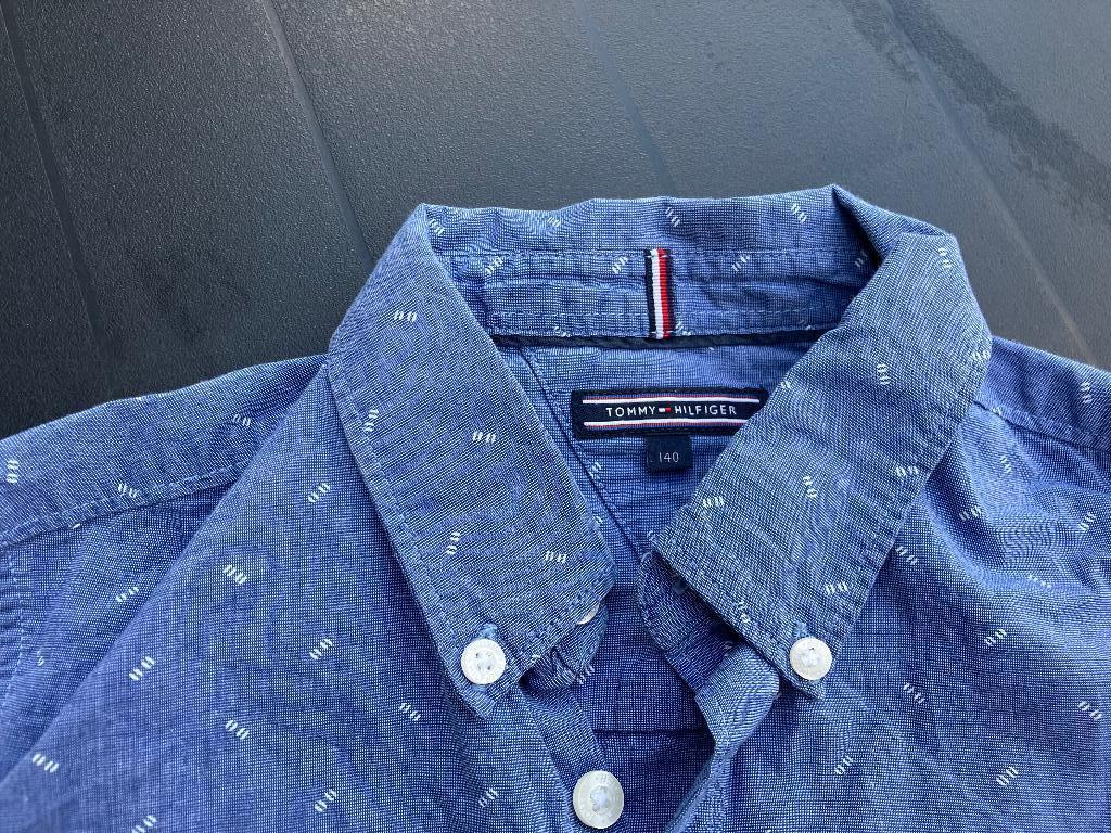 Hemdje Tommy 140, Kinderen en Baby's, Kinderkleding | Maat 140, Gebruikt, Overhemd of Blouse, Ophalen of Verzenden, Tommy Hilfiger