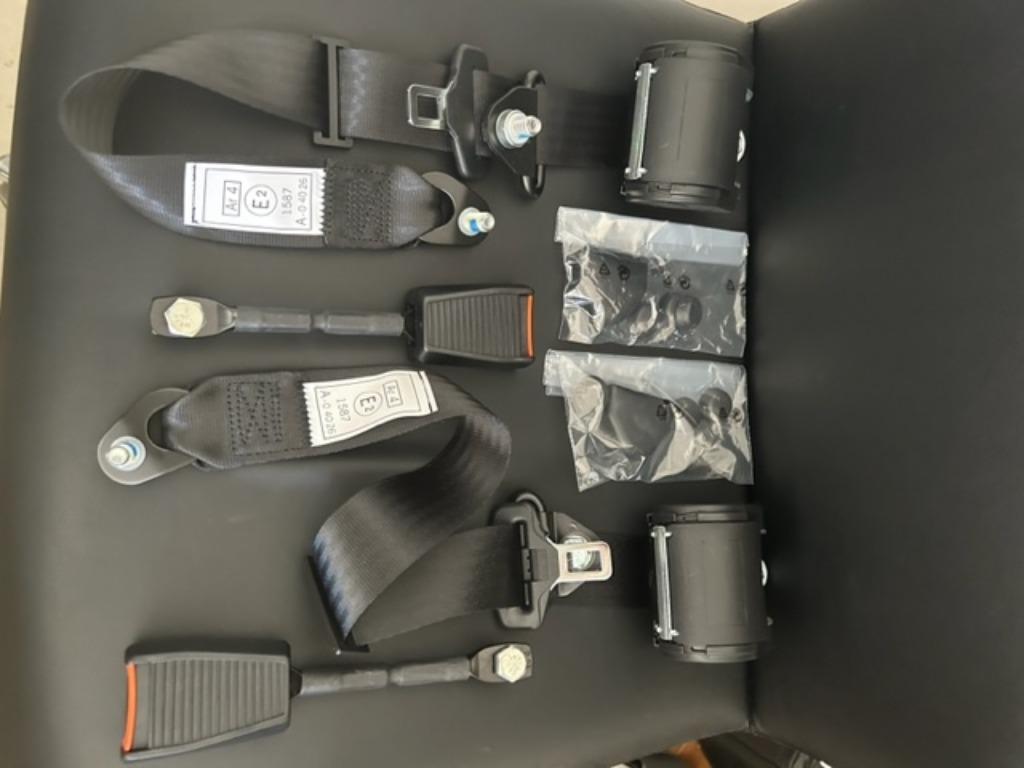 Ceintures de sécurité pour Ferrari Dino 208 GT4 et 308 GT4, Autos : Pièces & Accessoires, Enlèvement ou Envoi, Neuf, Ferrari