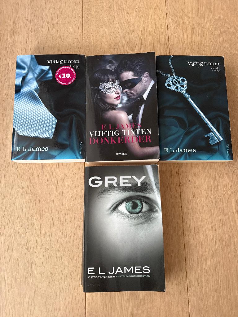 4 boeken E.L. James - vijftig tinten, Boeken, Romans, Ophalen, Gelezen, E.L. James, Amerika