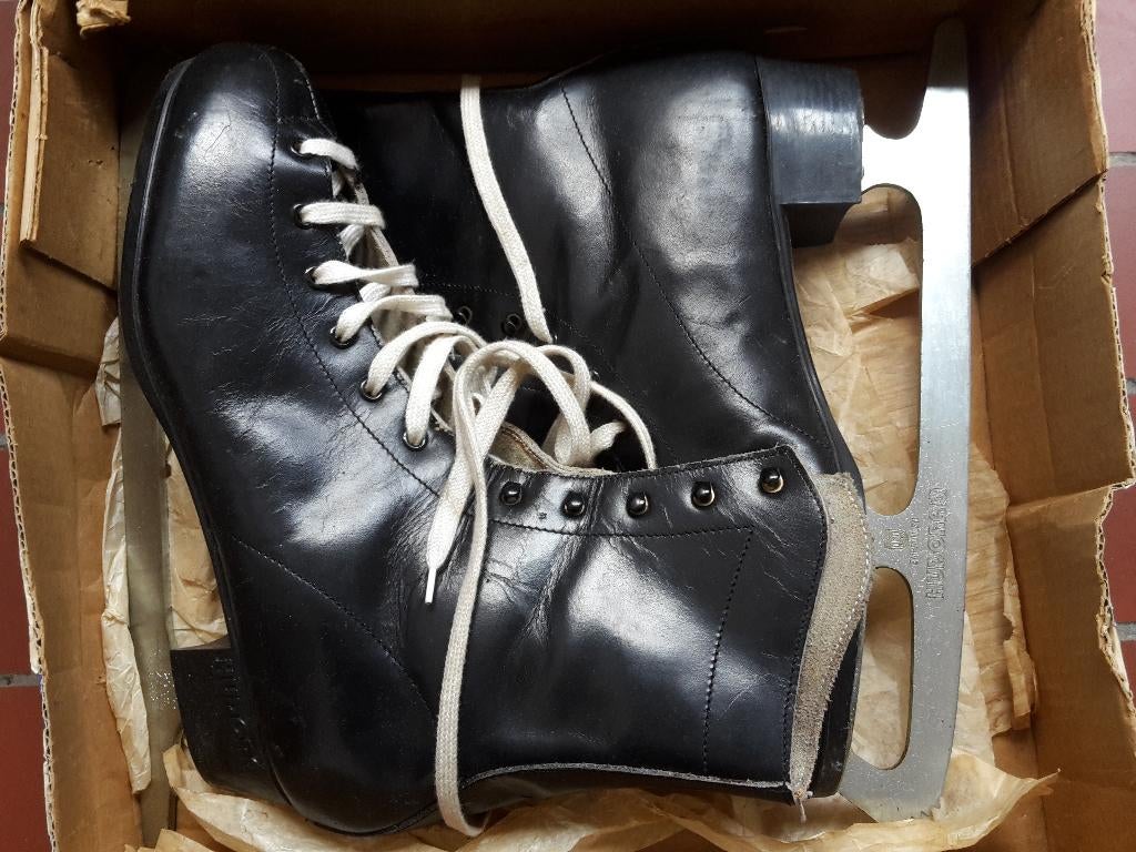 Zeer degelijke vintage kunstschaatsen, merk Hudora, maat 44, Sport en Fitness, Schaatsen, Overige merken, Gebruikt, Ophalen of Verzenden