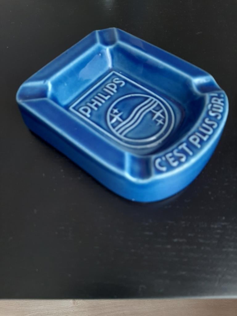 Vintage,Etat neuf,cendrier bleu en céramique PHILIPS, Collections, Comme neuf, Cendrier