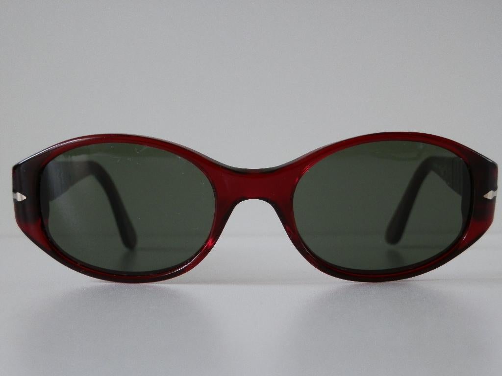 Lunettes de soleil Persol. Persol-2525-S, Autres marques, Enlèvement ou Envoi, Autres couleurs, Comme neuf