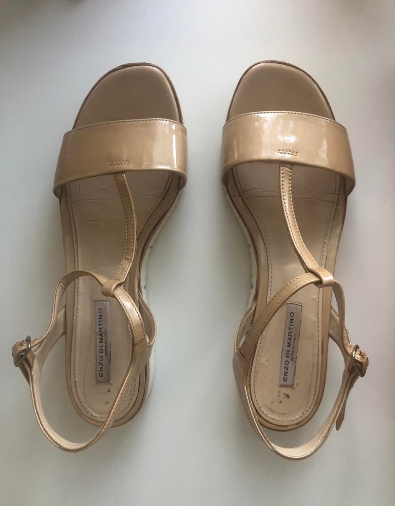 Sandales cuir beige verni Enzo Di Martino 41, Kleding | Dames, Gedragen, Beige, Sandalen of Muiltjes