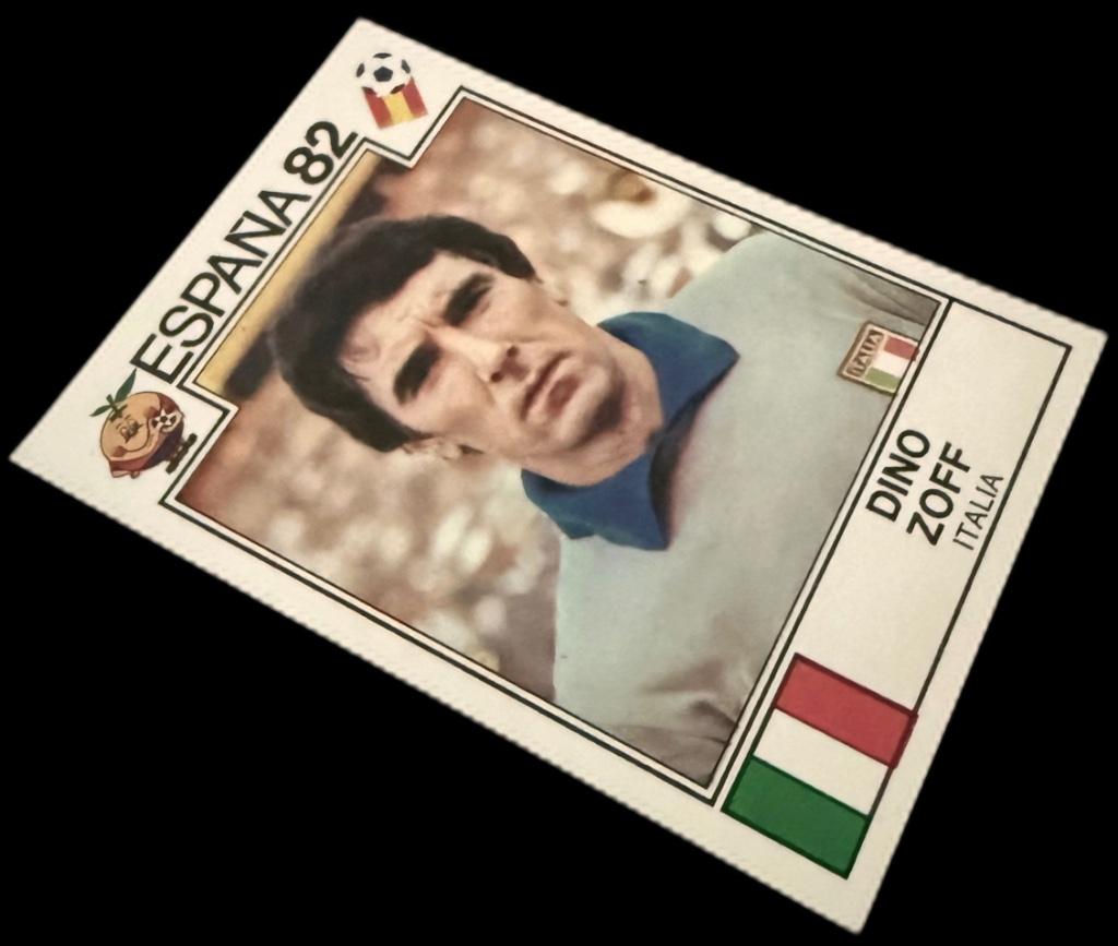 Panini Espana 82 Dino Zoff # 38 Brazilië Spain Sticker, Collections, Envoi, Neuf