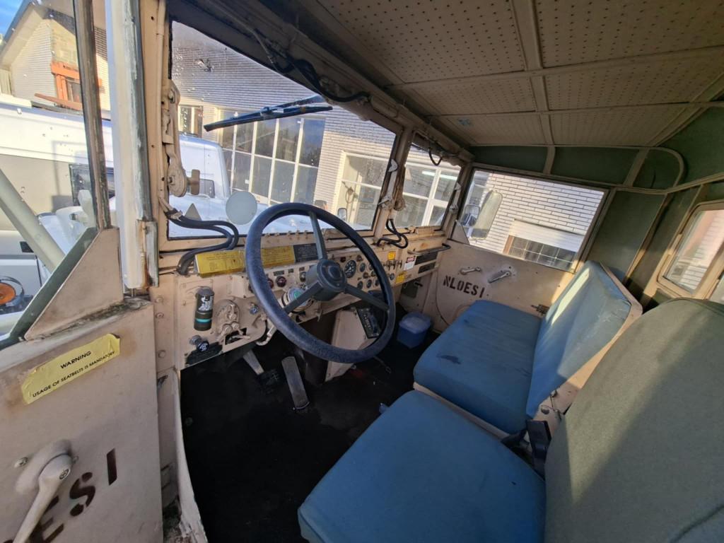 camion militaire 6x6 super, Autos, Camions, Autres marques, Achat, Beige, 3 places