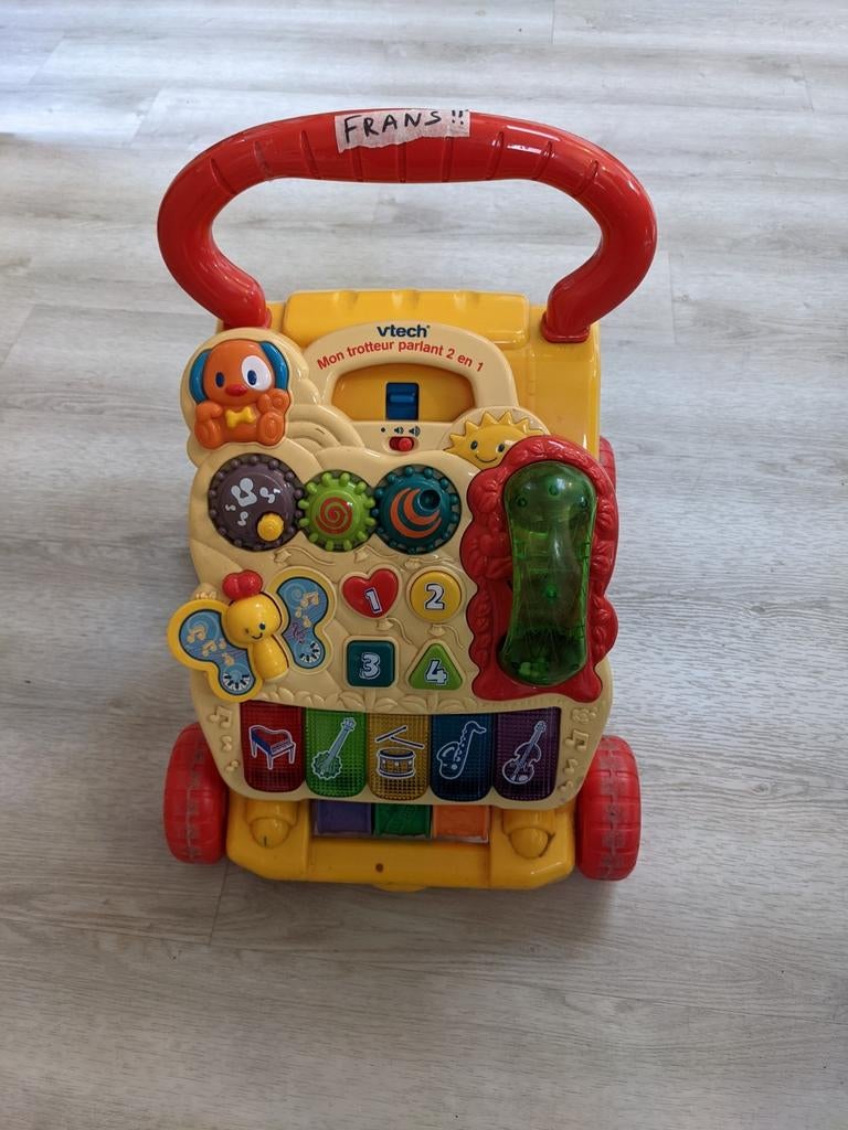VTech Mon Trotteur Parlant 2 et 1, Enfants & Bébés, Jouets | Vtech, Utilisé, Enlèvement