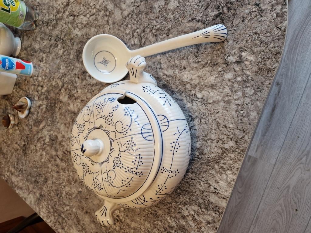 Villeroy boch copenhague soepterrine met lepel, Antiek en Kunst, Ophalen of Verzenden