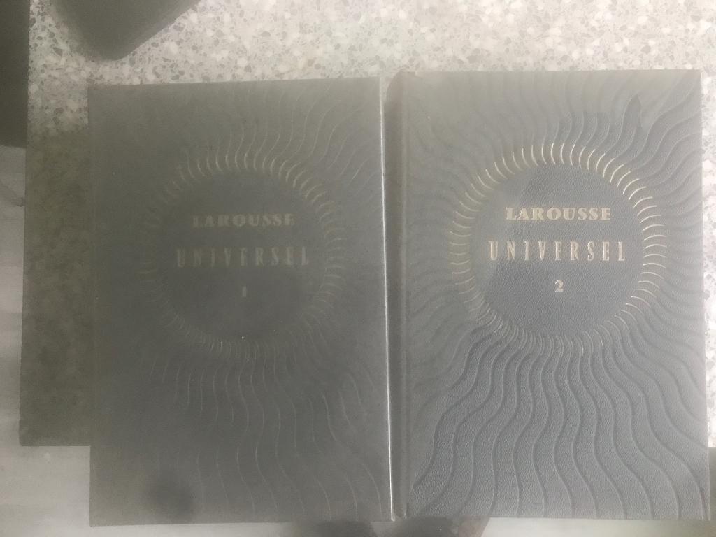 Larousse Universal 2, Enlèvement