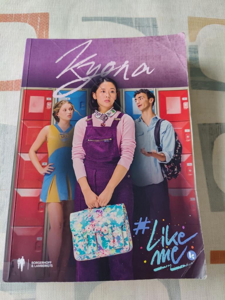 Boek like me - Kyona, Ophalen of Verzenden, Gelezen