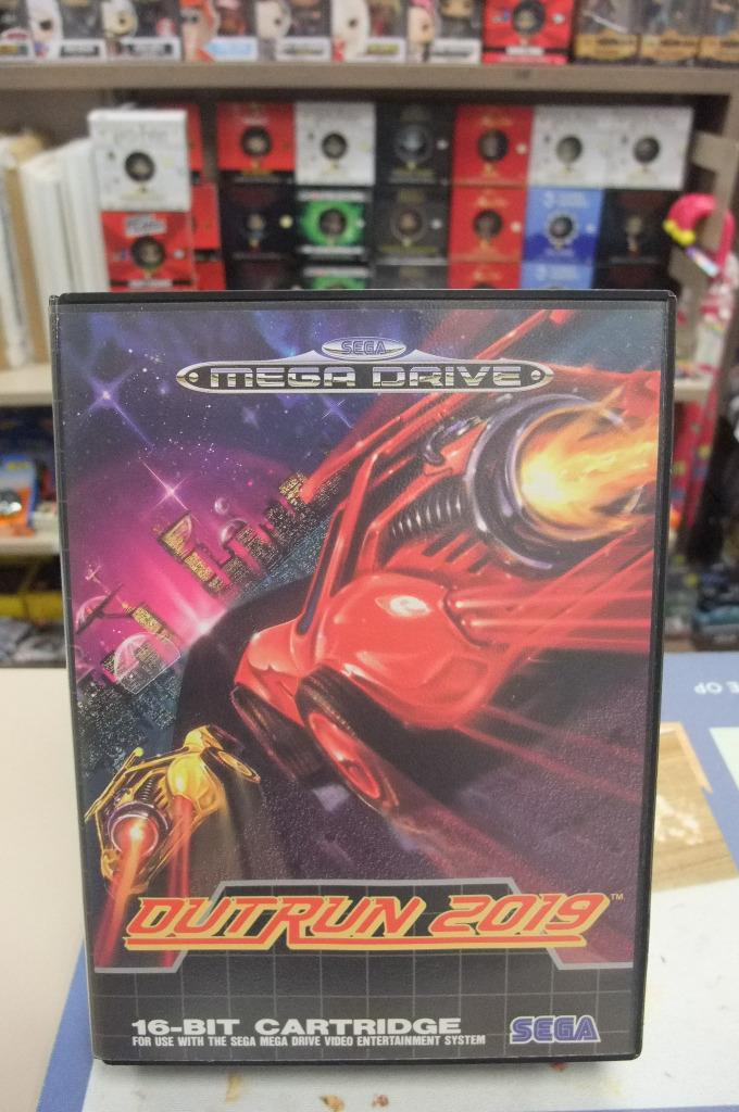 Outrun 2019 (cib) Mega Drive, Consoles de jeu & Jeux vidéo, Jeux | Sega, Utilisé, Mega Drive, Course et Pilotage, 1 joueur, À partir de 3 ans