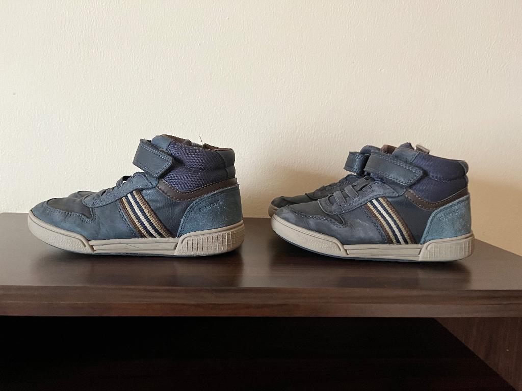 Chaussures Geox pointure 28 et 30, Garçon, Enlèvement, Utilisé, Chaussures