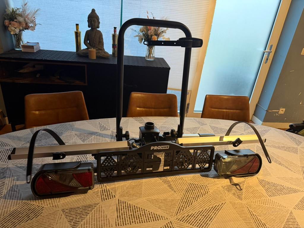 Nieuwe fietsen drager voor 1 fiets (spedelec en electrich), Fietsen en Brommers, Ophalen, Zo goed als nieuw