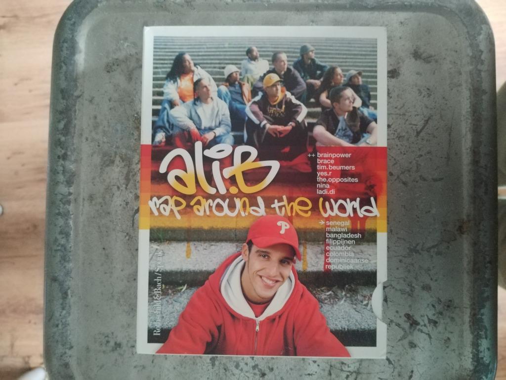 Ali B – rap around the world, CD & DVD, DVD | TV & Séries télévisées, Non fictionnel, Tous les âges, Coffret, Comme neuf