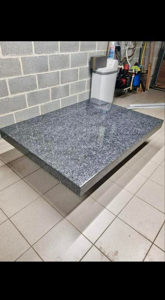 Belle table en granit, Enlèvement, Neuf, Tijdloos