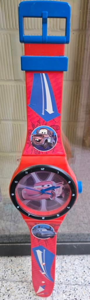 Horloge cars kinderkamer, Ophalen, Zo goed als nieuw, Analoog, Wandklok