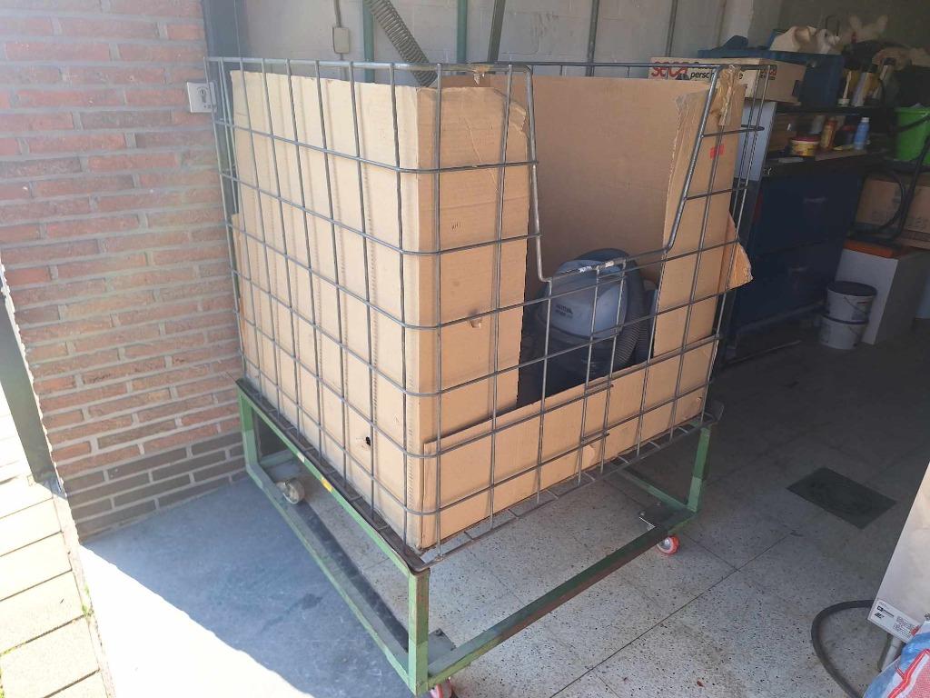 Wagon de marchandises sur châssis surélevé à vendre !, Articles professionnels, Enlèvement