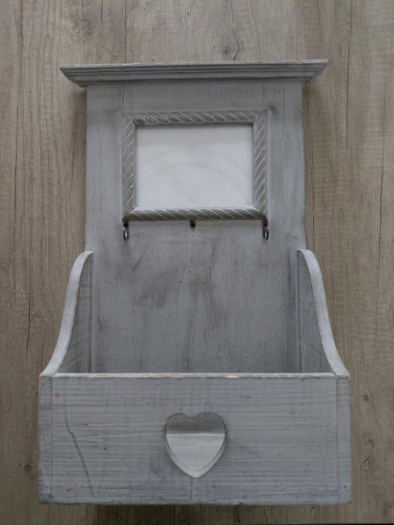 Petit présentoir en bois, Enlèvement