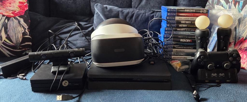 Playstation 4. mooie complete set, Consoles de jeu & Jeux vidéo, Enlèvement ou Envoi, Comme neuf, Avec 3 manettes ou plus, Avec jeux