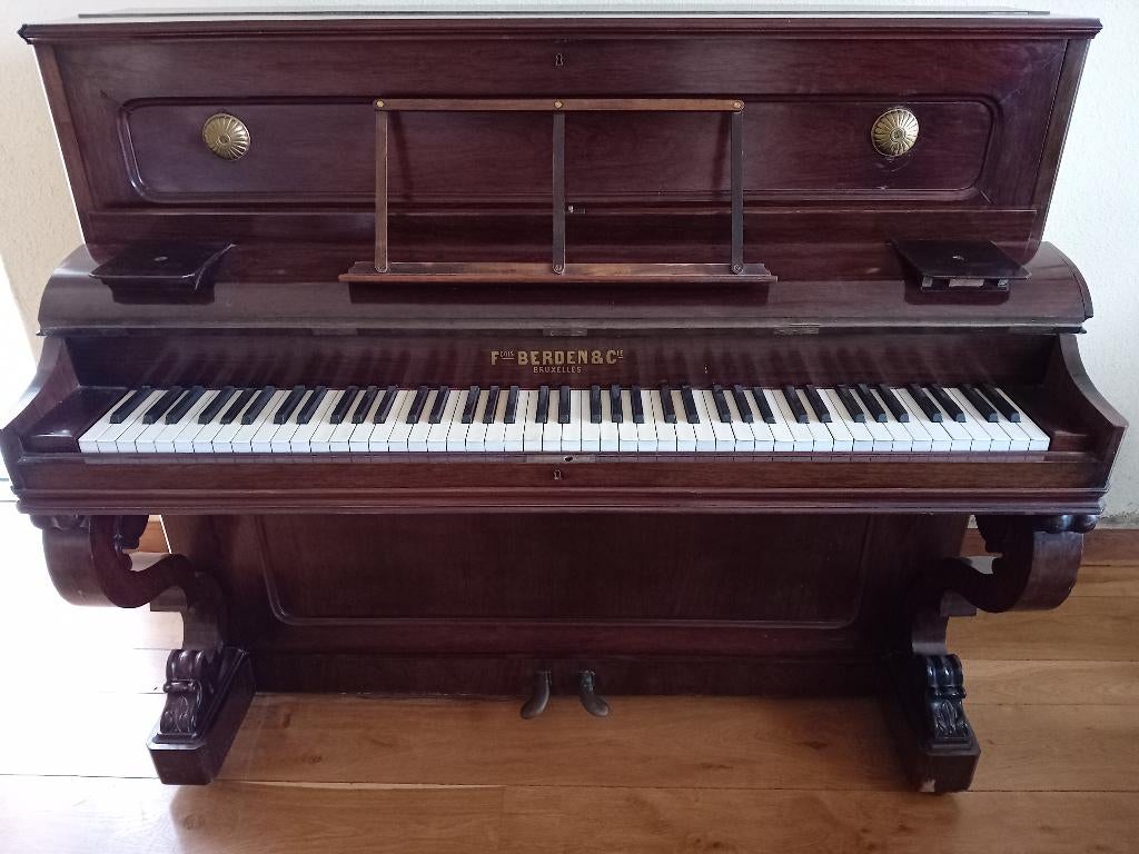 buffetpiano Berden (bajonetmodel) werkt niet meer, Muziek en Instrumenten, Piano's, Ophalen, Gebruikt, Bruin, Piano