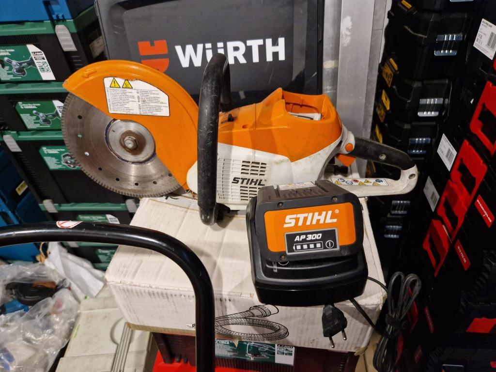 STIHL draadloze snijmachine TSA 230 + 1 DiStar diamantschijf, Ophalen, Server, SSD, Zo goed als nieuw