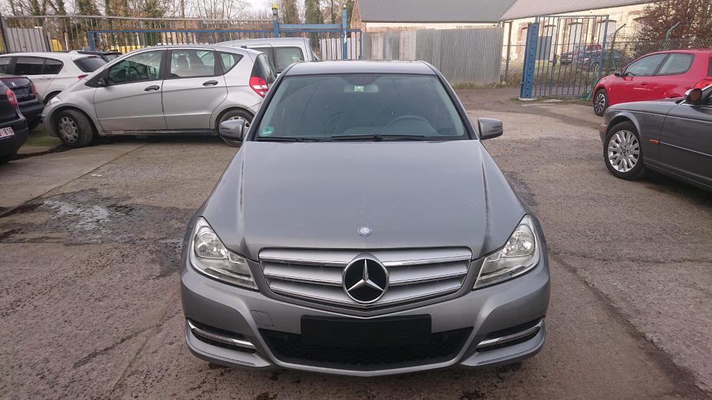 Mercedes c 180 essence clim ja gps 162000km 2012, Autos, Achat, 4 portes, Entreprise, Boîte manuelle