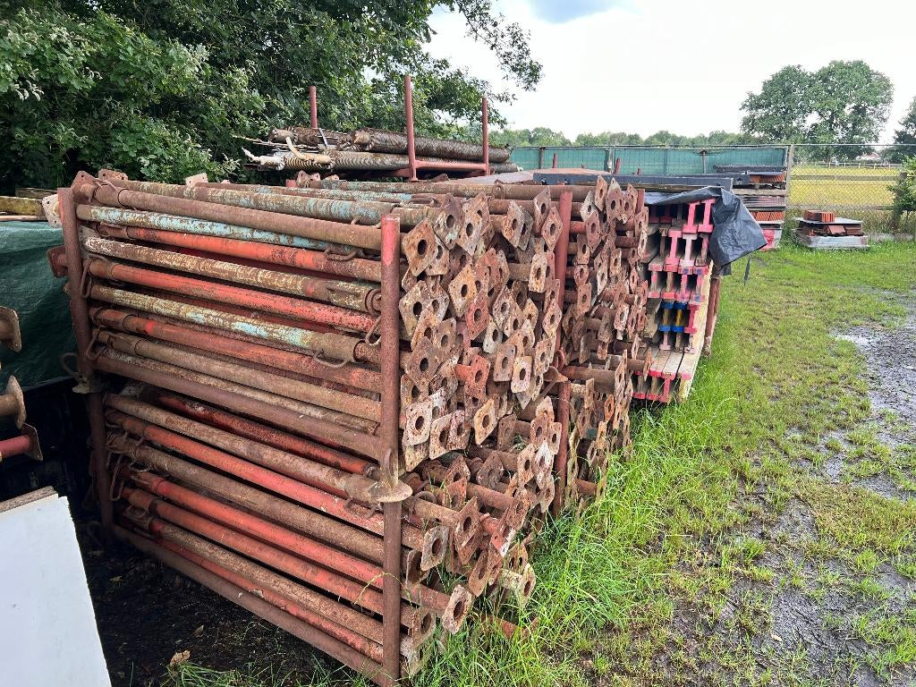 Schoren stippen Balken Doka, Enlèvement