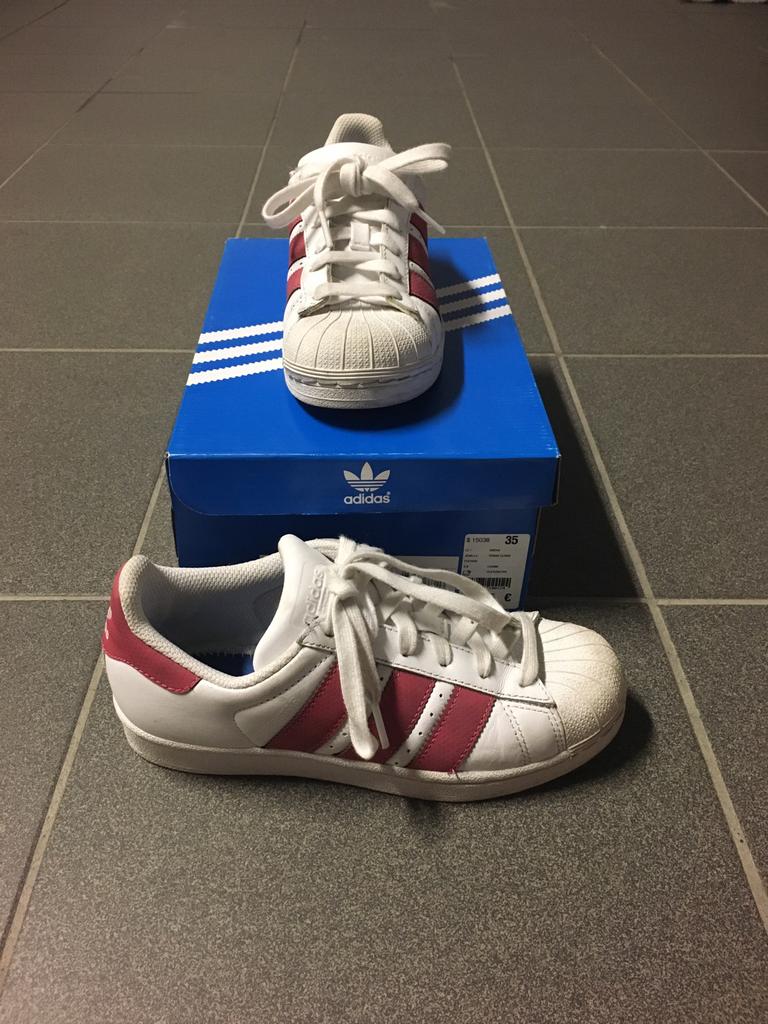 Baskets maat 35,5, Enfants & Bébés, Enlèvement ou Envoi, Comme neuf, Adidas, Fille