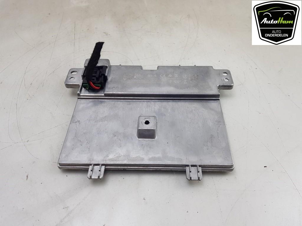 DIVERS Tesla Model Y (5YJY) (|175510000D|175510000B|), Autos : Pièces & Accessoires, Germany_Sales@tesla.com, Utilisé, Autres marques automobiles