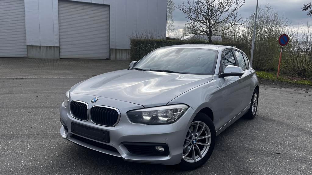 BMW 116d facelift business line in goede rijdende staat, Electronic Stability Program (ESP), 5 deurs, 3 cilinders, Zilver of Grijs