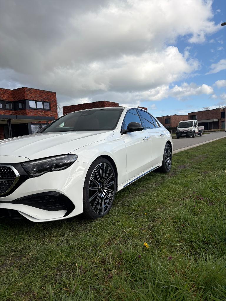 Mercedes E200 AMG/NIGHT Pakket, Autos, Cuir, Achat, Euro 6, Entretenue par le concessionnaire