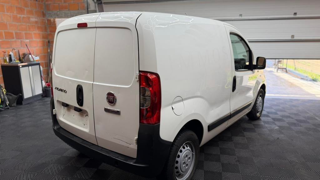FIAT FIORINO 1.4 ESSENCE 2017 A/C EURO 6 UTULITAIRES, Auto's, Fiat, 4 deurs, Stof, Wit, Bedrijf