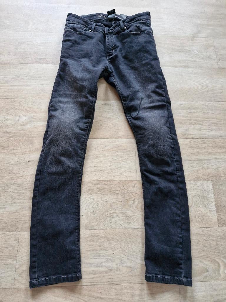 Vend jeans moto pour femme, Motos, Vêtements | Vêtements de moto, Pantalon | textile, Femmes, Neuf, sans ticket, Enlèvement