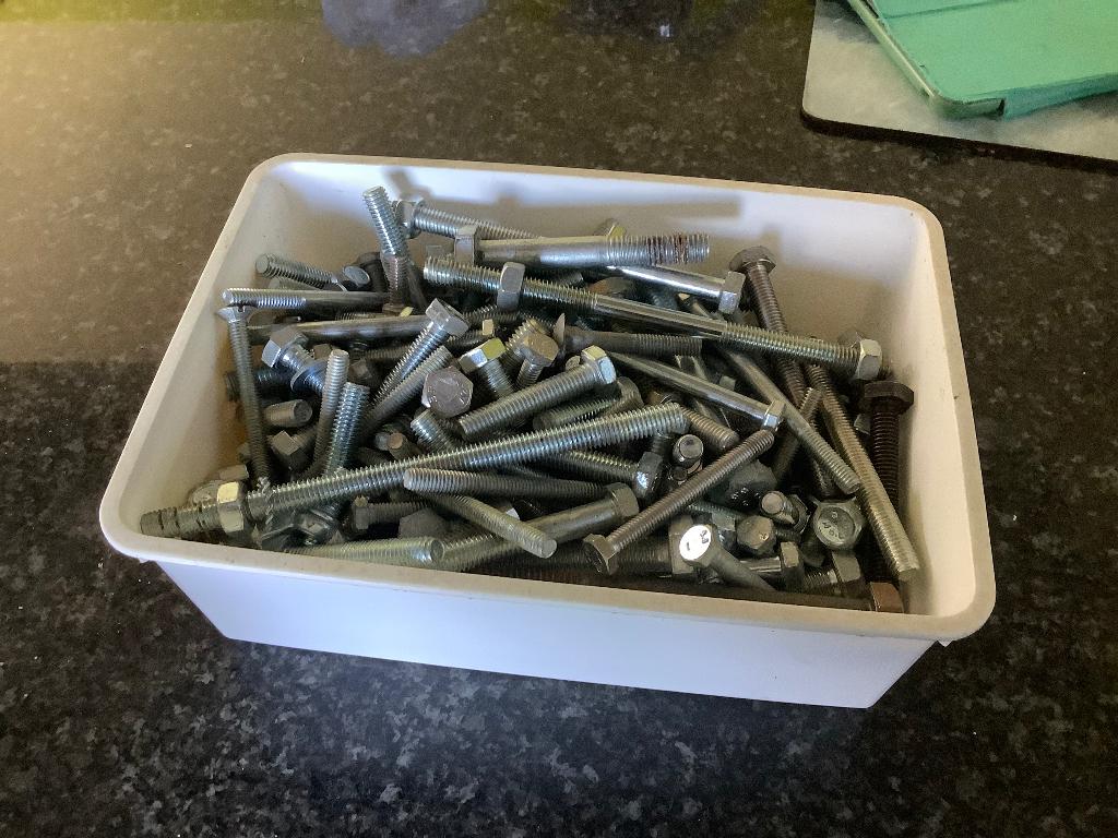 Bouten 4kg500, Ophalen of Verzenden, Zo goed als nieuw, Bouten of Moeren